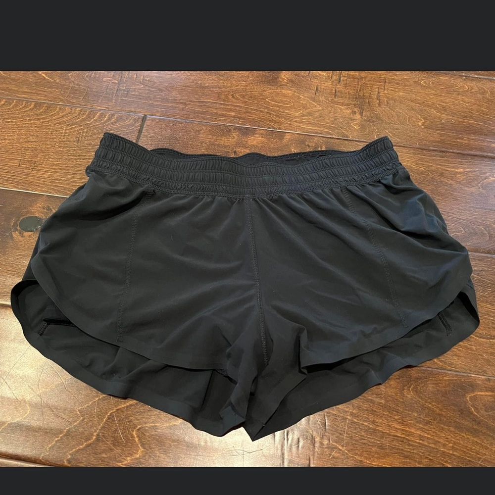 LULULEMON SHORTS SIZE 8!!! Worn once